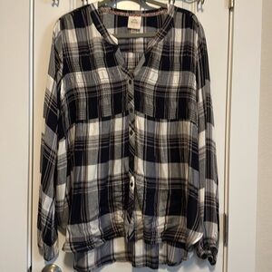 Knox Rose button up blouse in black and cream plaid XXL